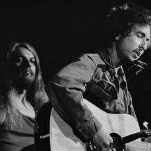 Leon Covers Dylan
